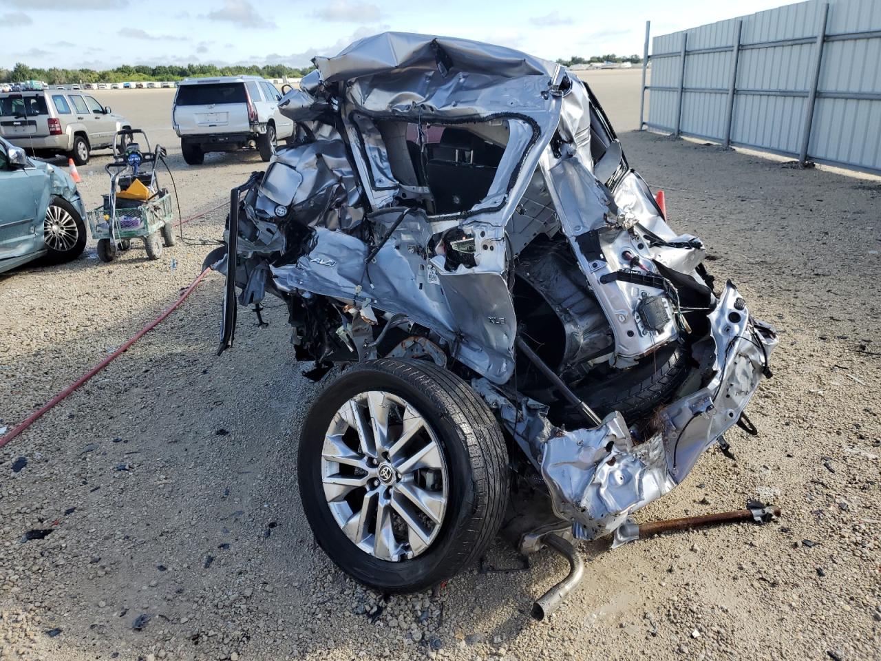 2020 Toyota Rav4 Xle Premium VIN: JTMC1RFV4LD044808 Lot: 60480624