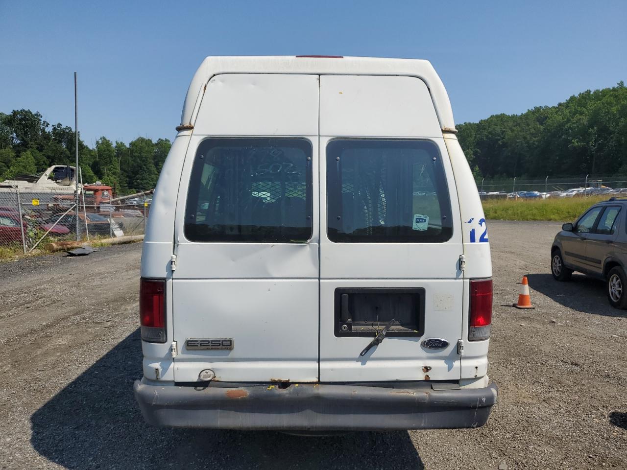 1FTNS24W67DB44004 2007 Ford Econoline E250 Van