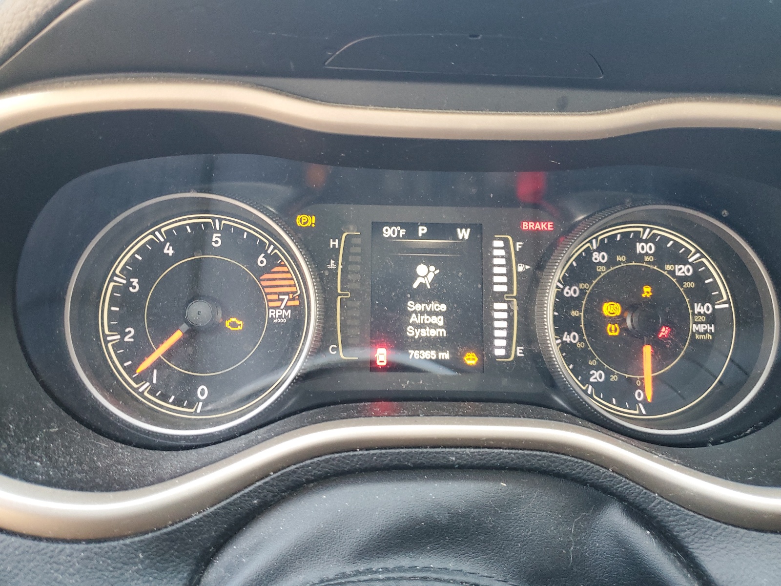 1C4PJLCBXHW640543 2017 Jeep Cherokee Latitude