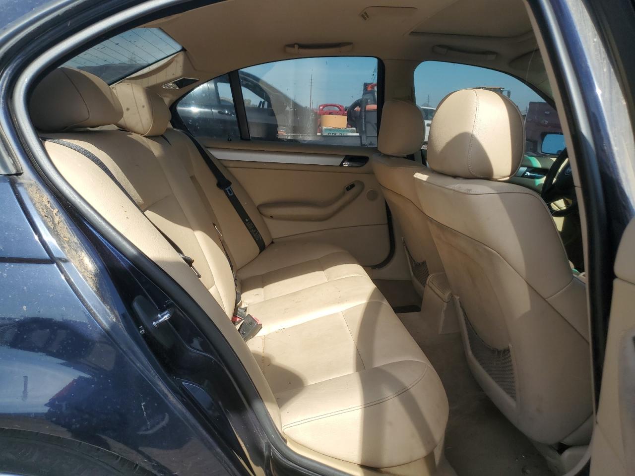 2004 BMW 325 I VIN: WBAET37434NJ83889 Lot: 57932384