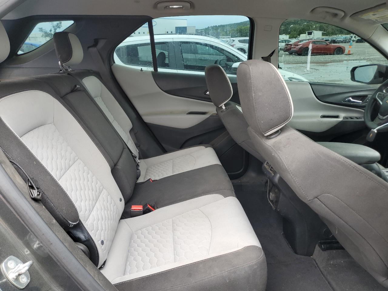 2018 Chevrolet Equinox - Image 11