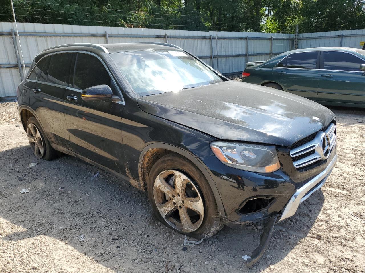 VIN WDC0G4JB2GF007102 2016 MERCEDES-BENZ GLC-CLASS no.4