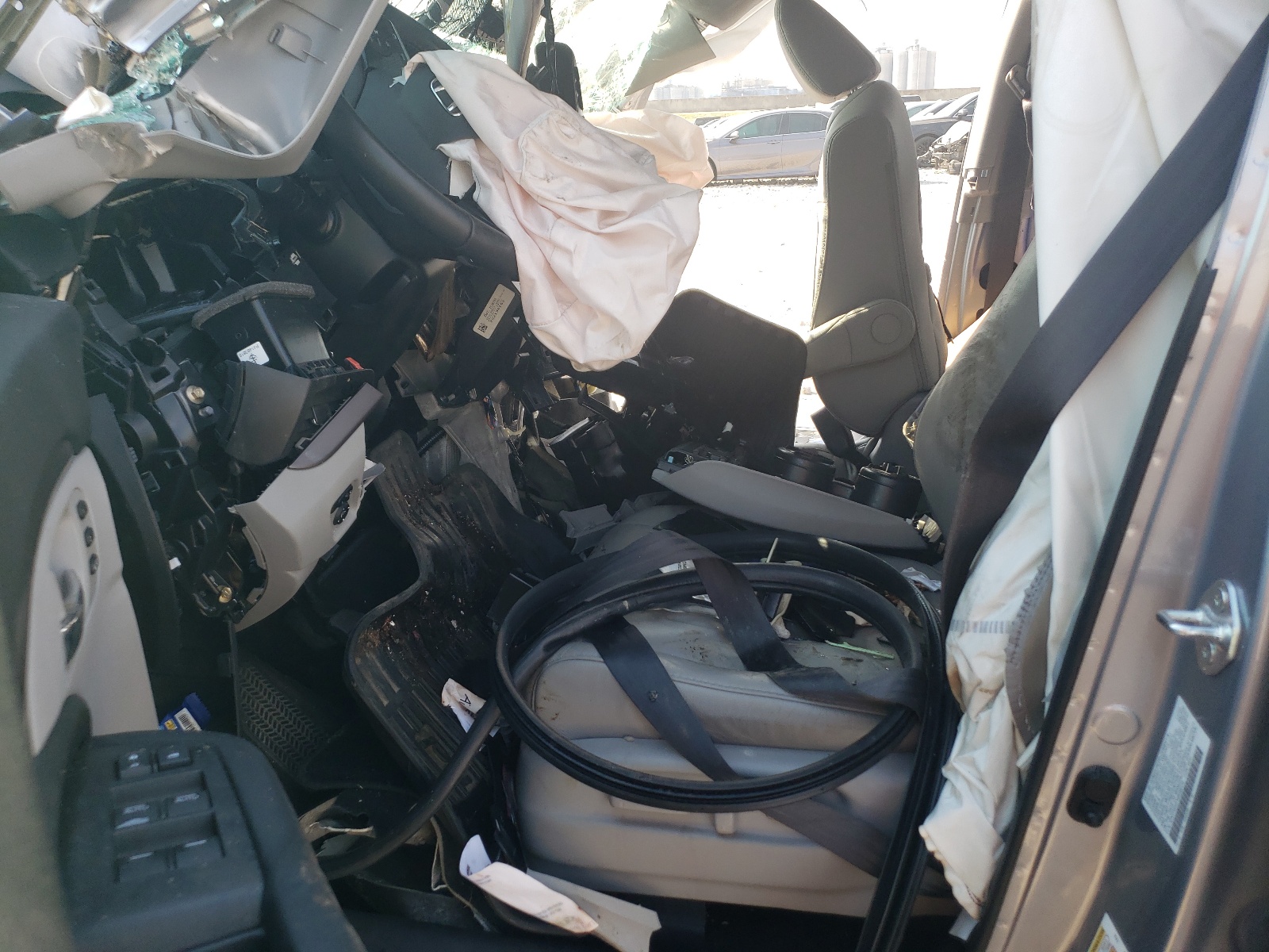 5FNYF6H27NB098379 2022 Honda Pilot Se