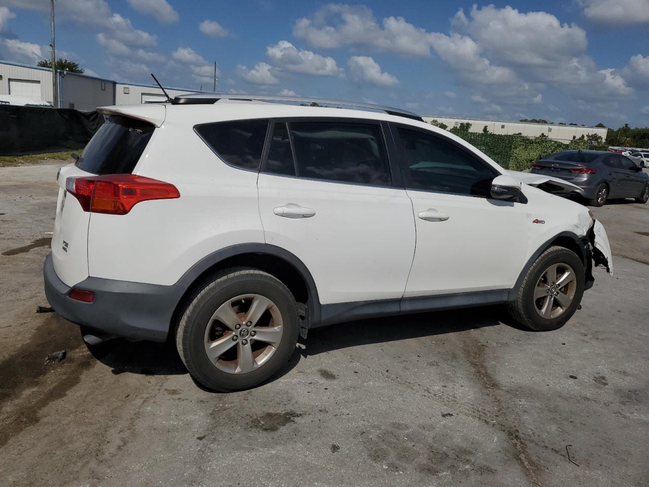 VIN 2T3RFREV8DW022022 2013 TOYOTA RAV4 no.3