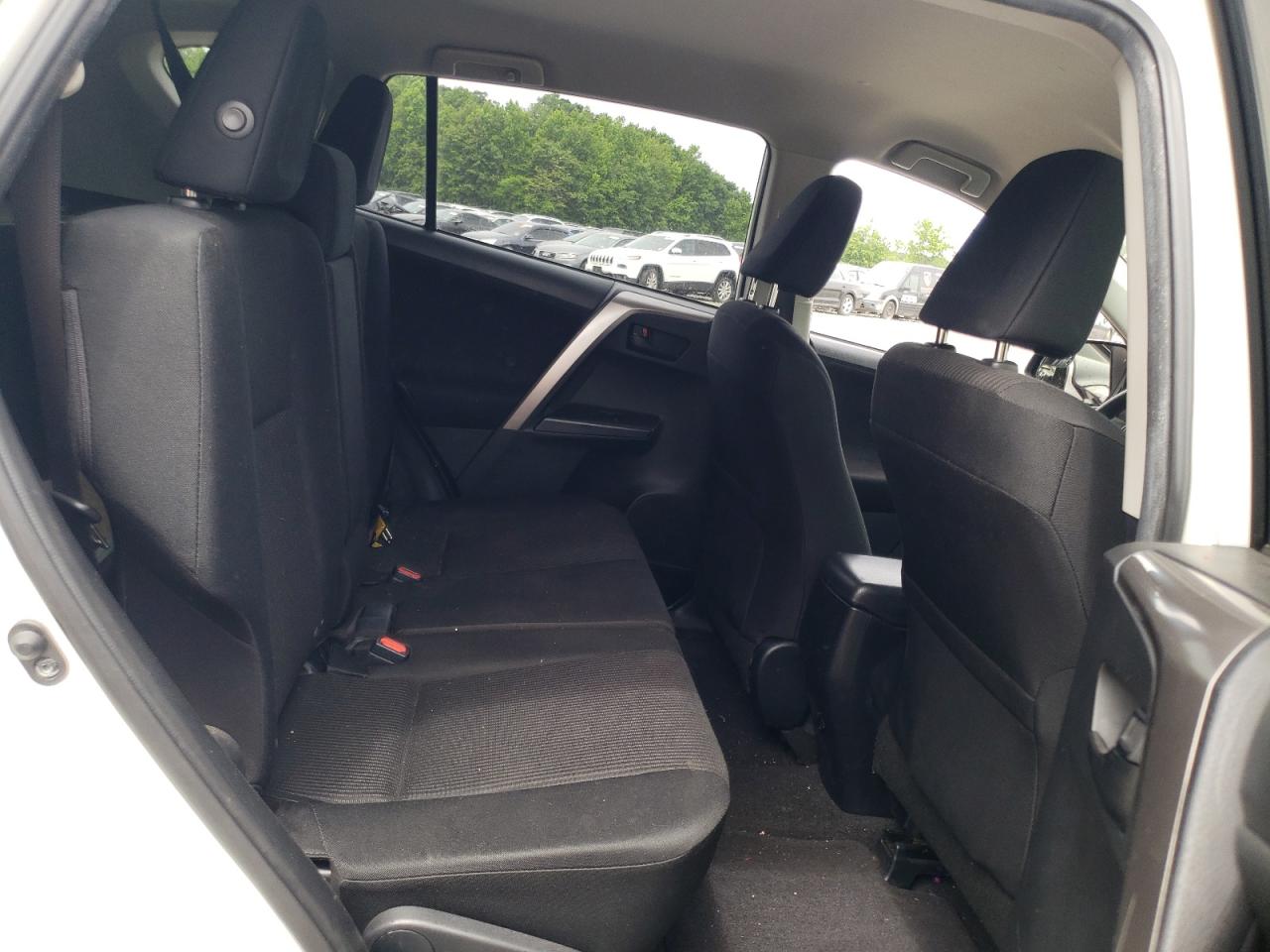 2017 Toyota Rav4 Le VIN: JTMBFREV0HJ109953 Lot: 58335094