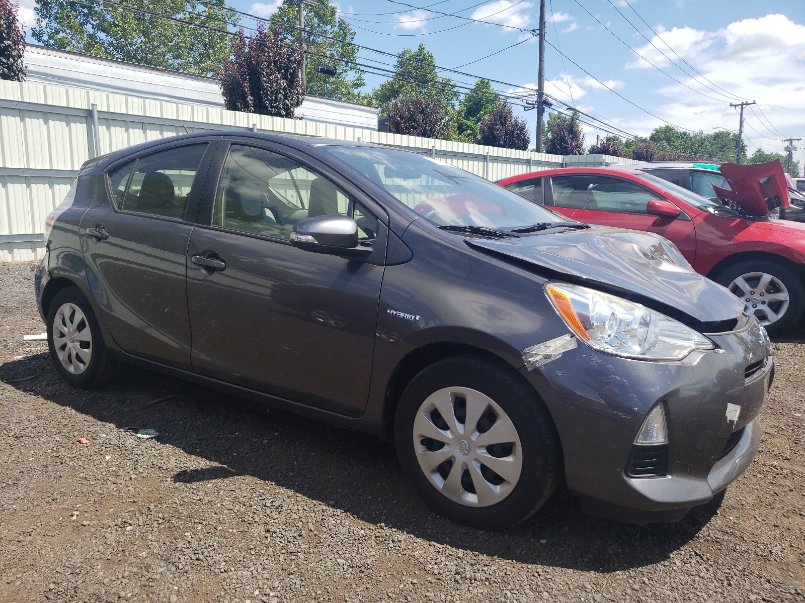 2014 Toyota Prius C vin: JTDKDTB32E1575059