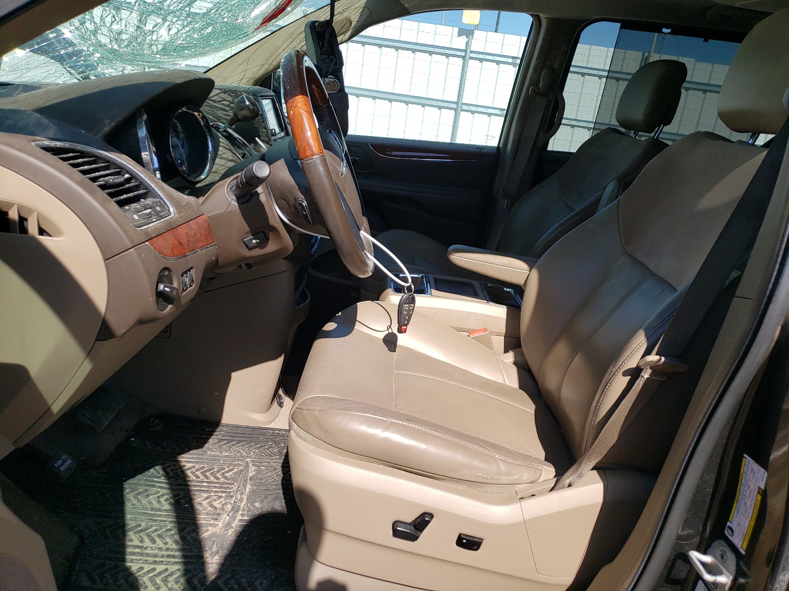 2C4RC1GG8CR107198 2012 Chrysler Town & Country Limited