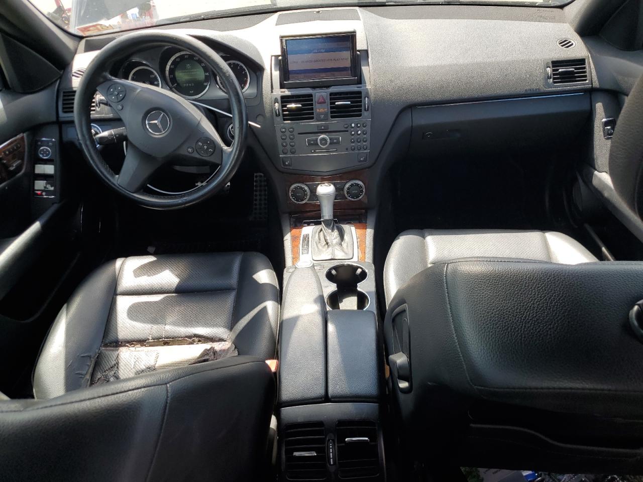 2010 Mercedes-Benz C 300 4Matic VIN: WDDGF8BB3AF423556 Lot: 58413064