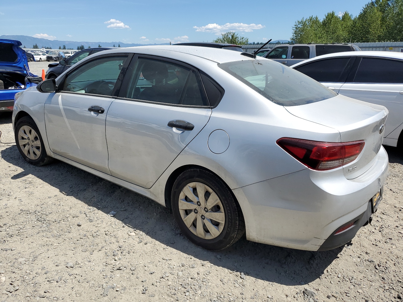 3KPA24AB3JE075872 2018 Kia Rio Lx