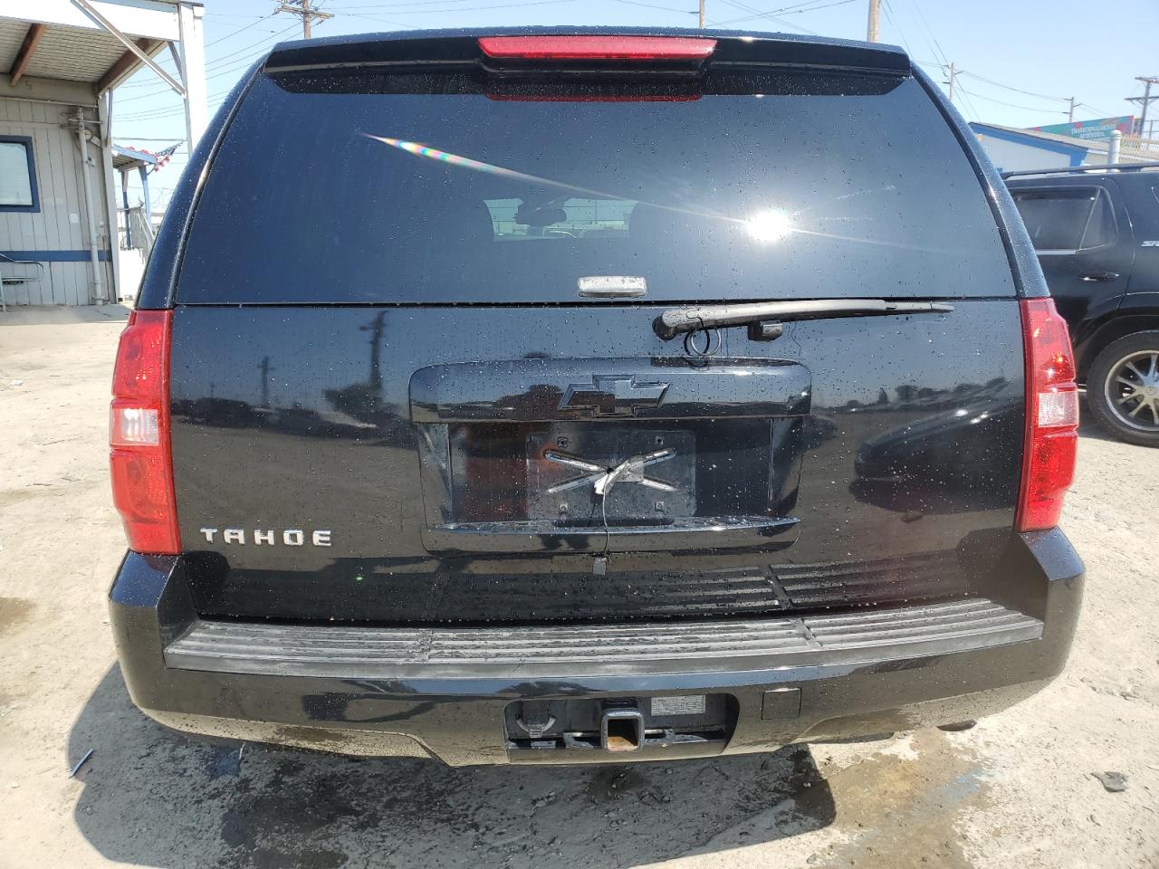 2008 Chevrolet Tahoe C1500 VIN: 1GNFC13C08J105020 Lot: 57924844