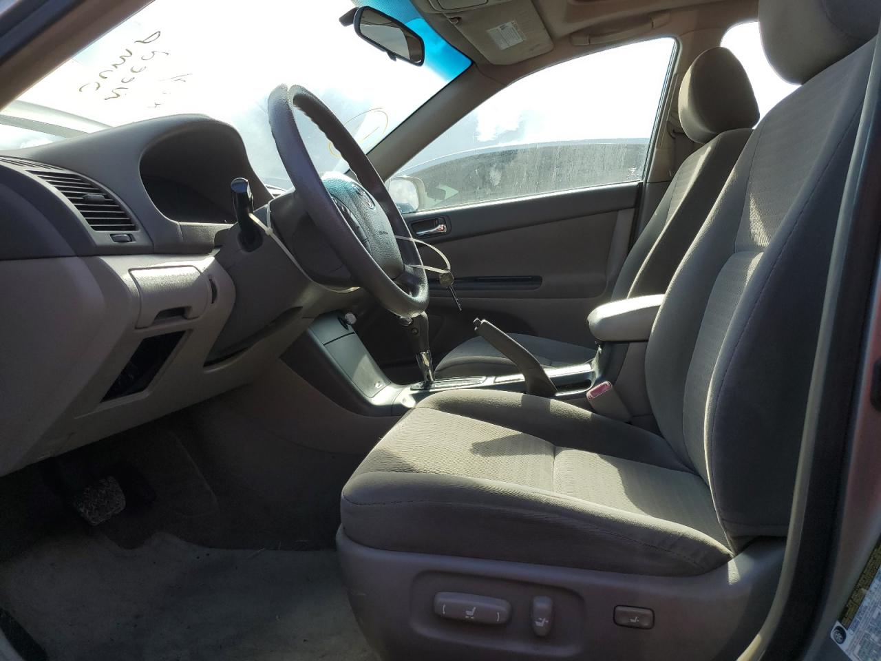 2005 Toyota Camry Le VIN: 4T1BE32K75U600424 Lot: 60265054