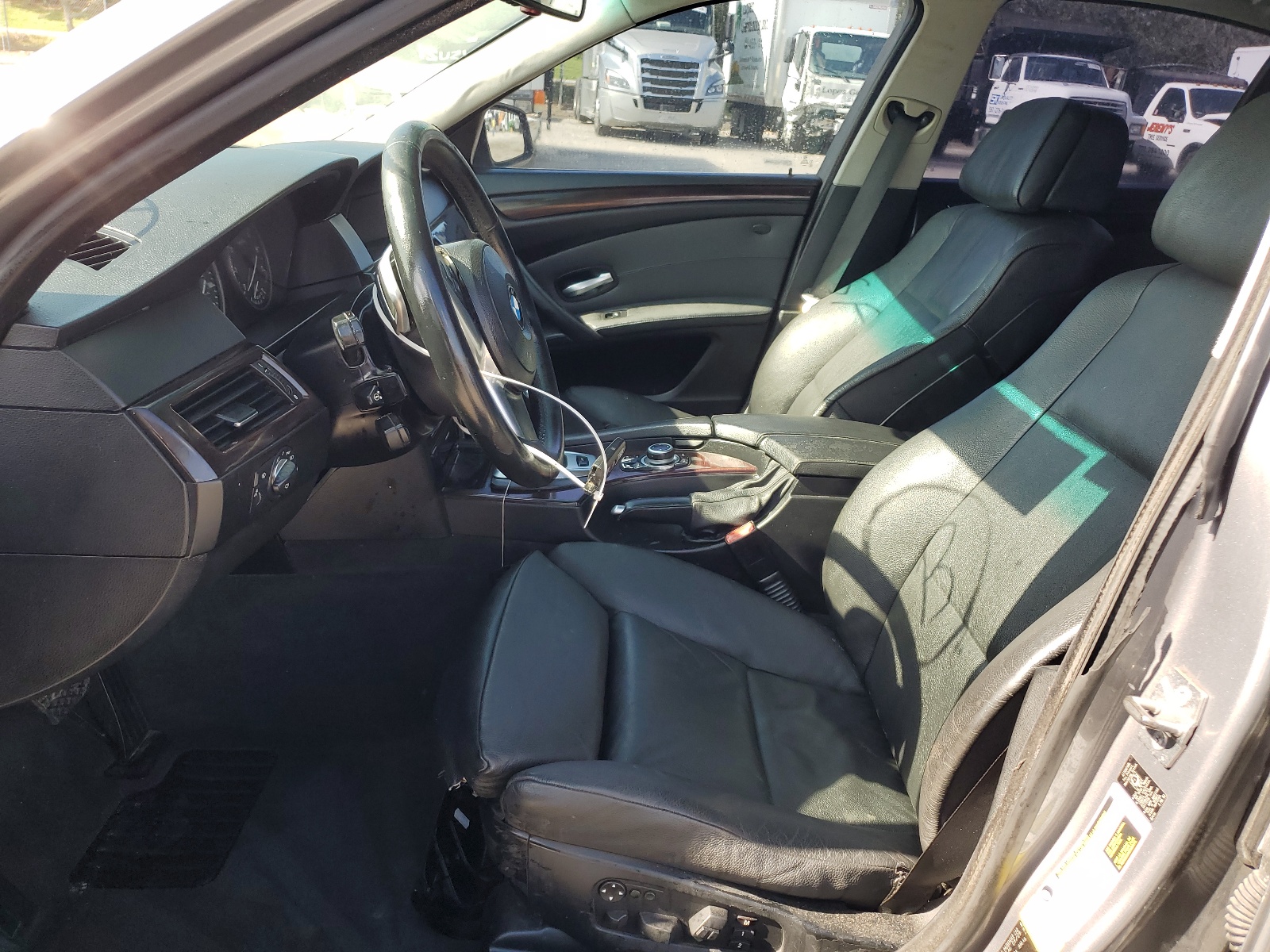 WBANW1C59AC167021 2010 BMW 535 I