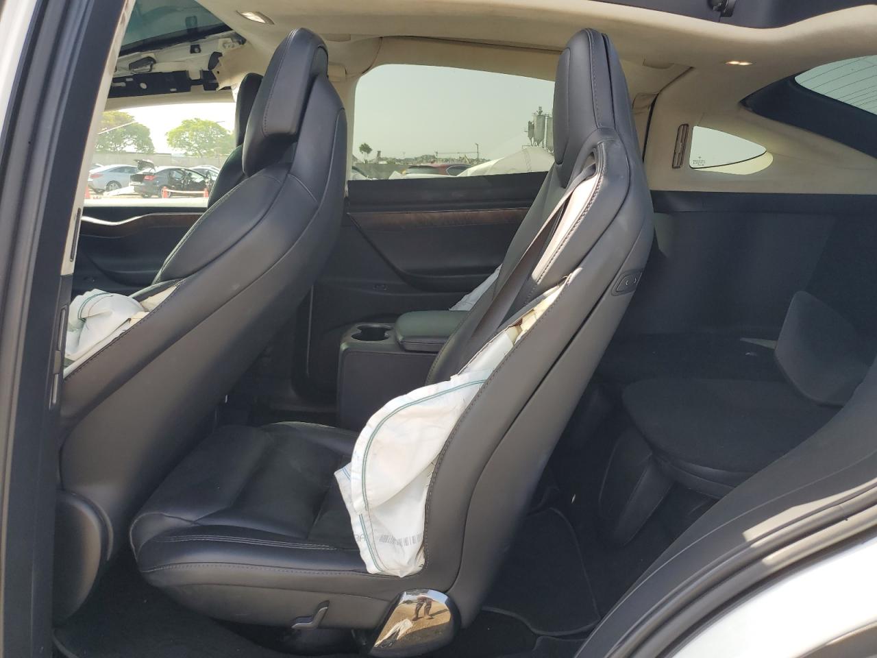 5YJXCBE27JF121042 2018 Tesla Model X