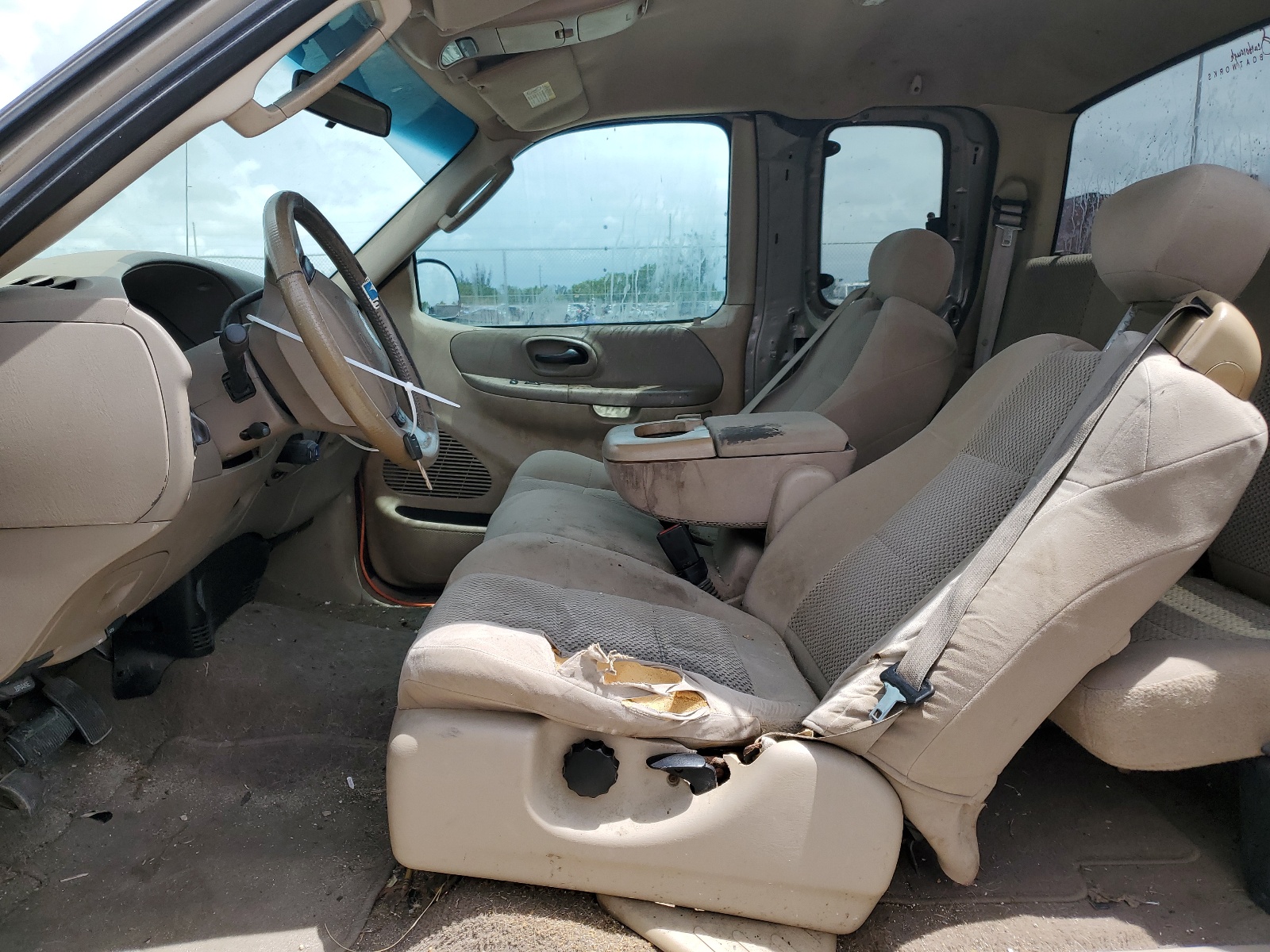 1FTRX17W02NB82260 2002 Ford F150