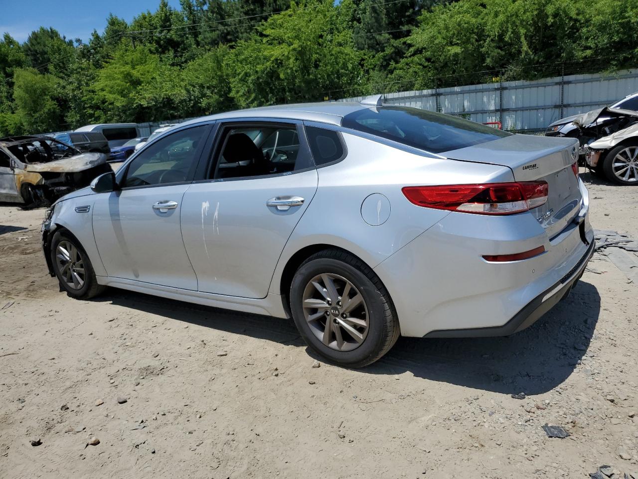 5XXGT4L38KG334958 2019 KIA OPTIMA - Image 2