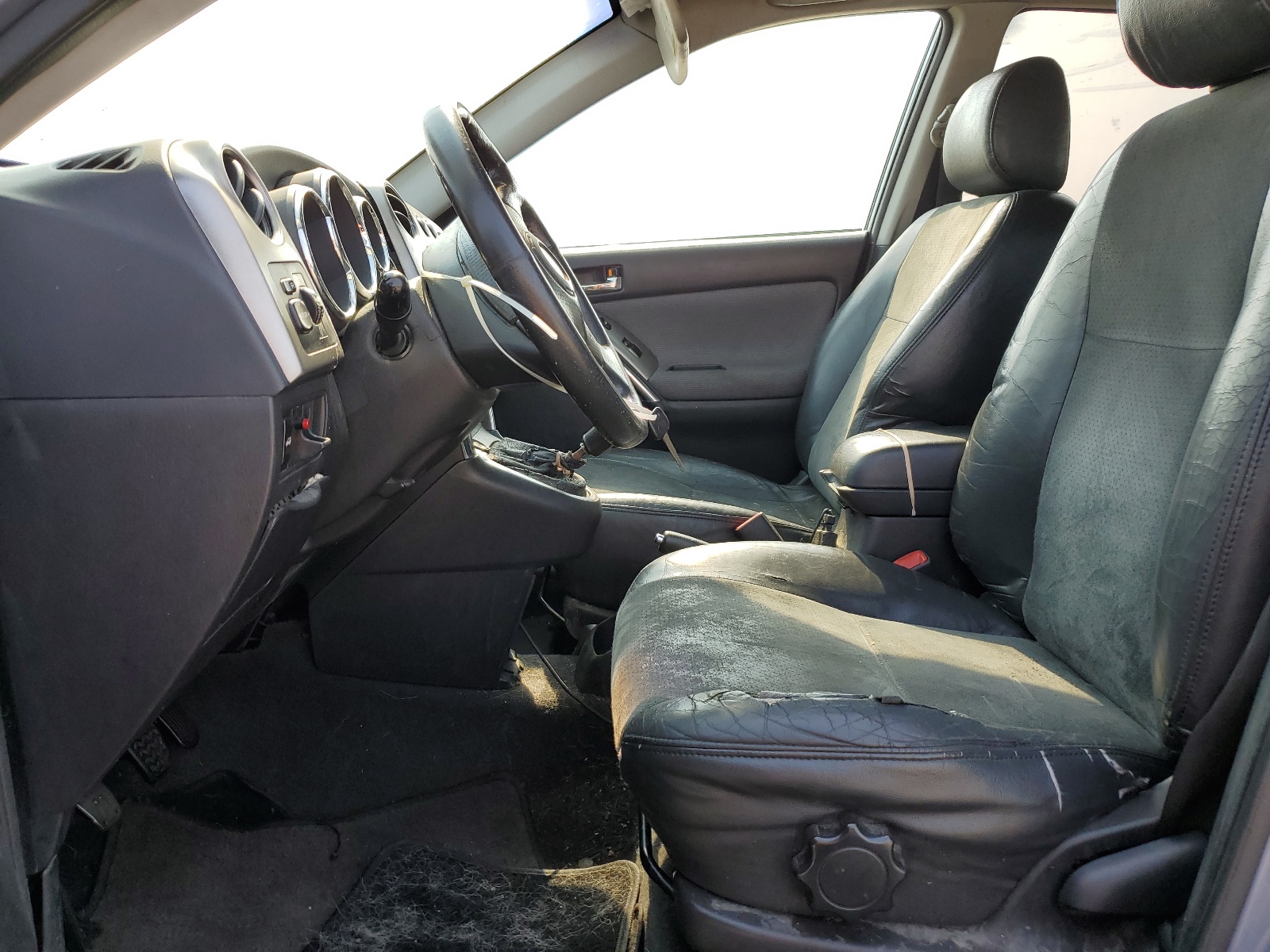 2T1KR32E74C226282 2004 Toyota Corolla Matrix Xr