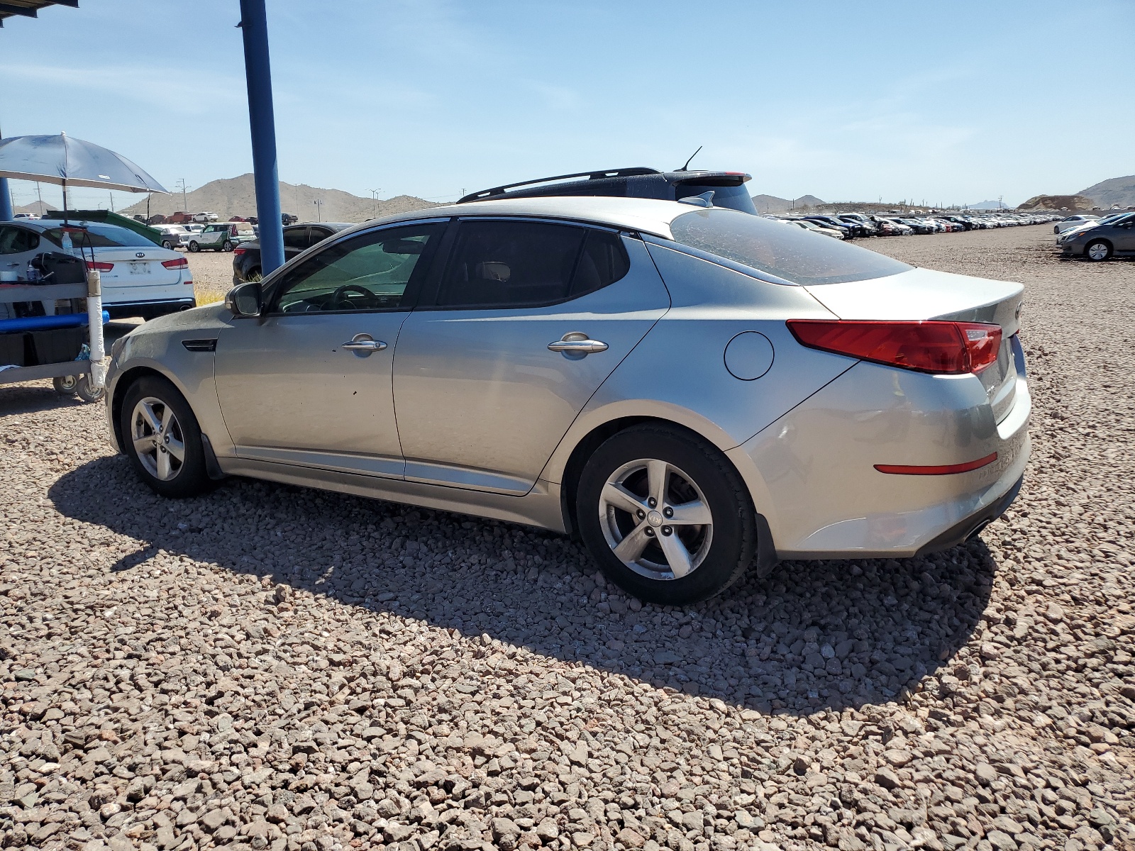 2015 Kia Optima Lx vin: 5XXGM4A70FG478657