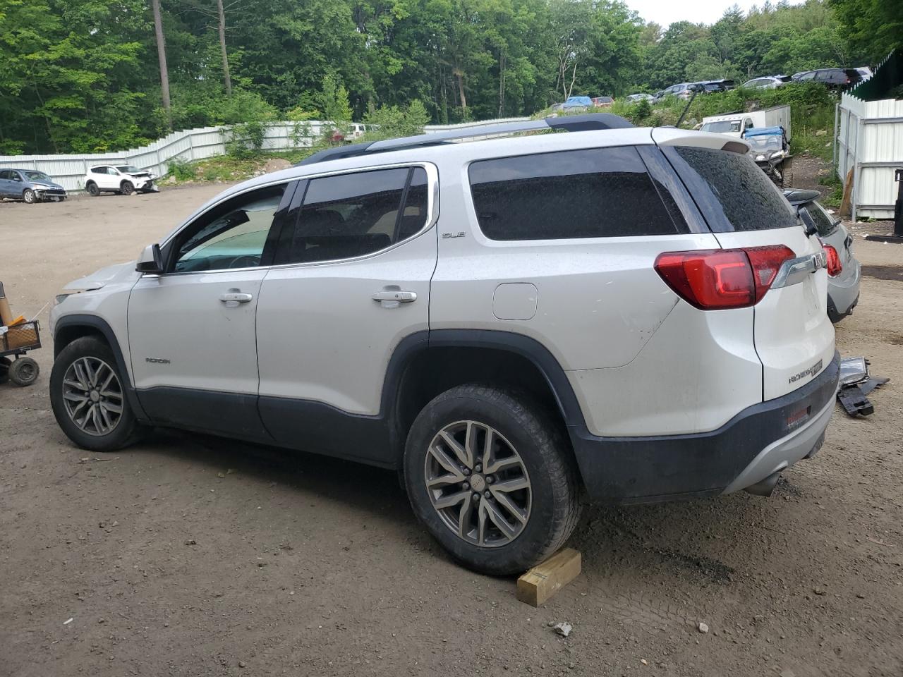 1GKKNSLS7KZ142304 2019 GMC Acadia Sle