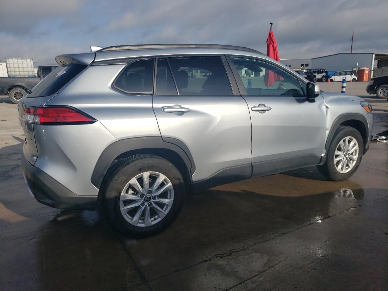 2022 Toyota Corolla Cross Le VIN: 7MUCAABG4NV024998 Lot: 59322984