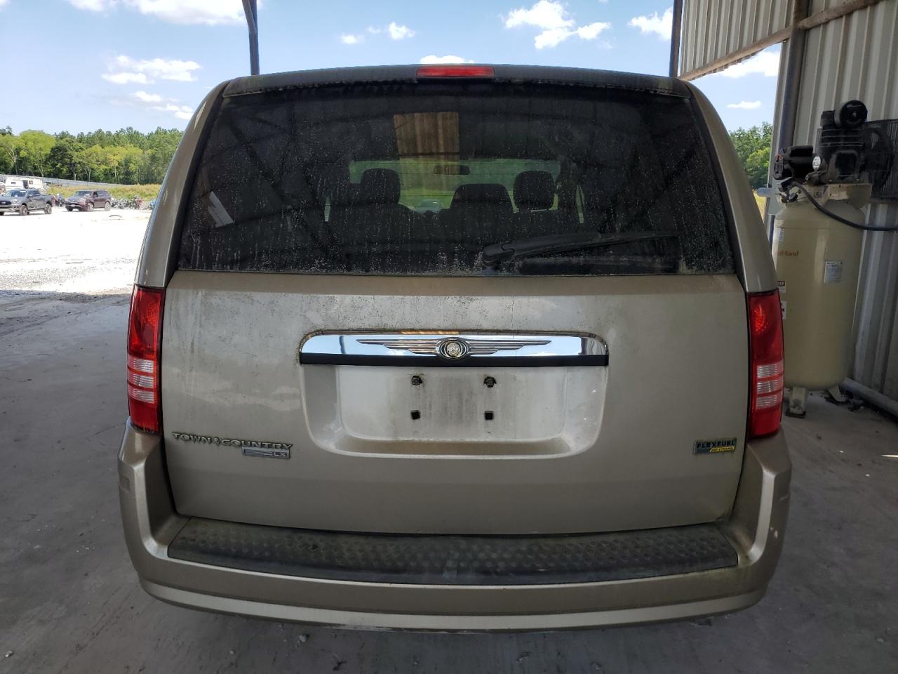 2008 Chrysler Town & Country Lx VIN: 2A8HR44H58R725040 Lot: 60421114