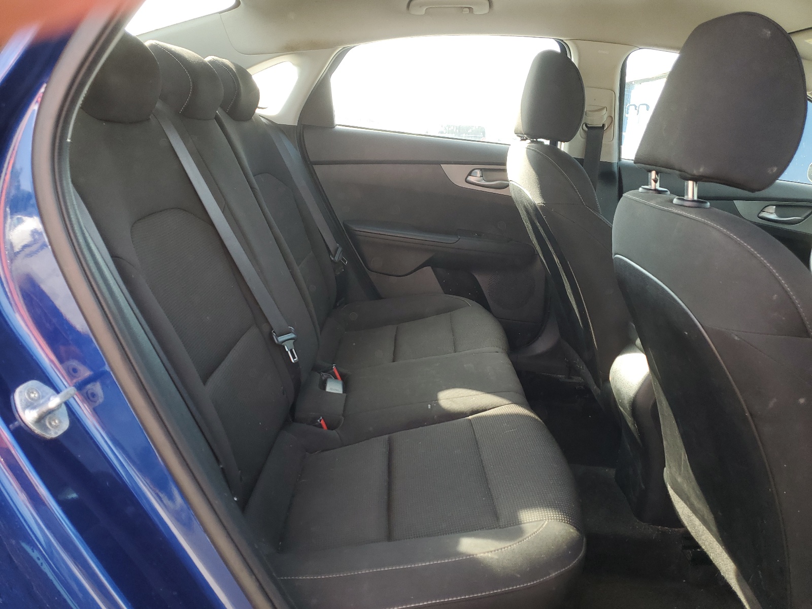 3KPF24AD2ME370358 2021 Kia Forte Fe