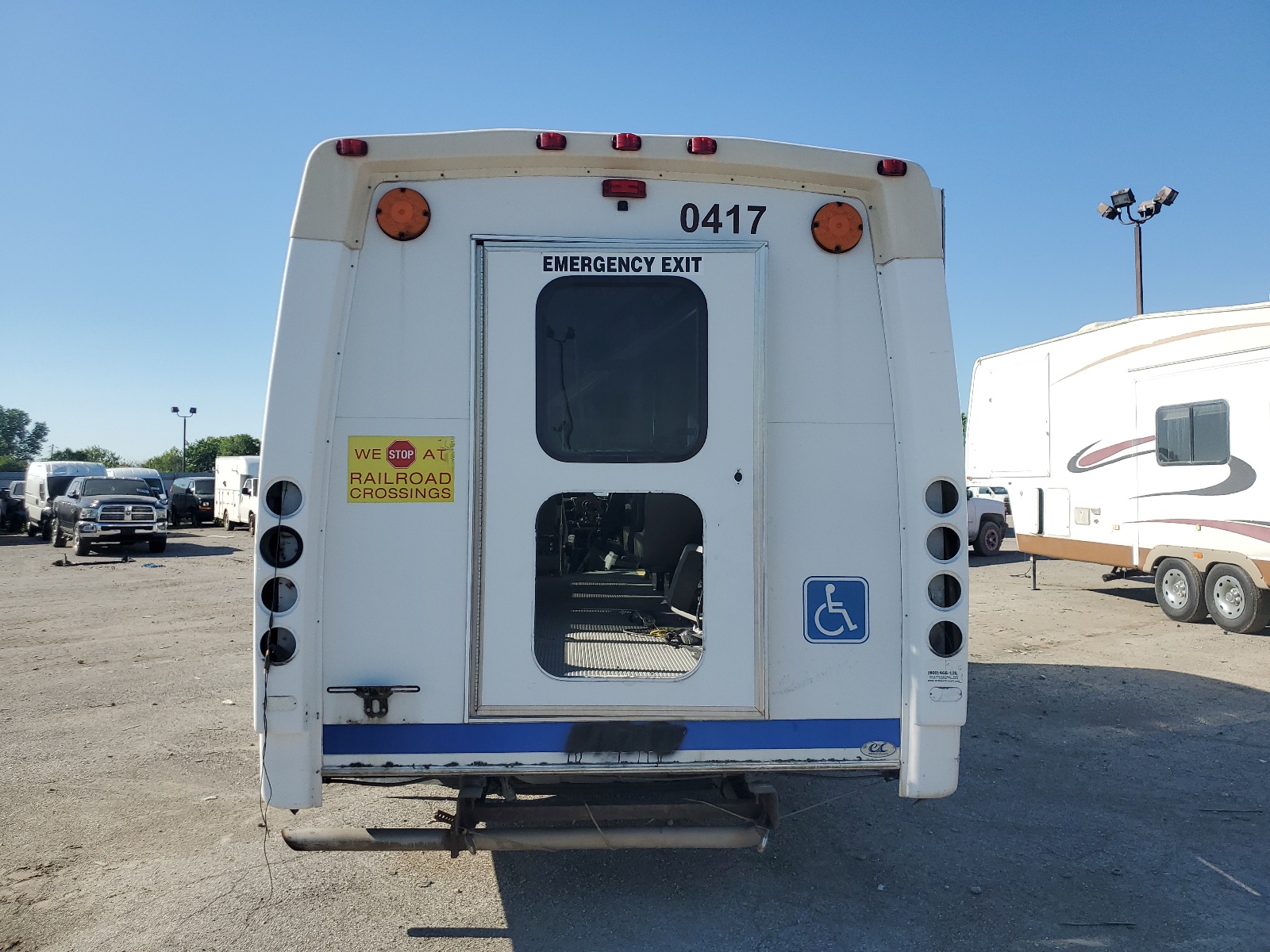 1FDFE4FS4HDC51423 2017 Ford Econoline E450 Super Duty Cutaway Van