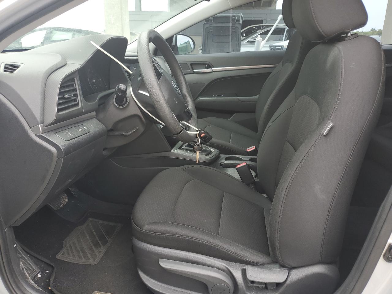 2020 Hyundai Elantra Se VIN: 5NPD74LF5LH511571 Lot: 58331754