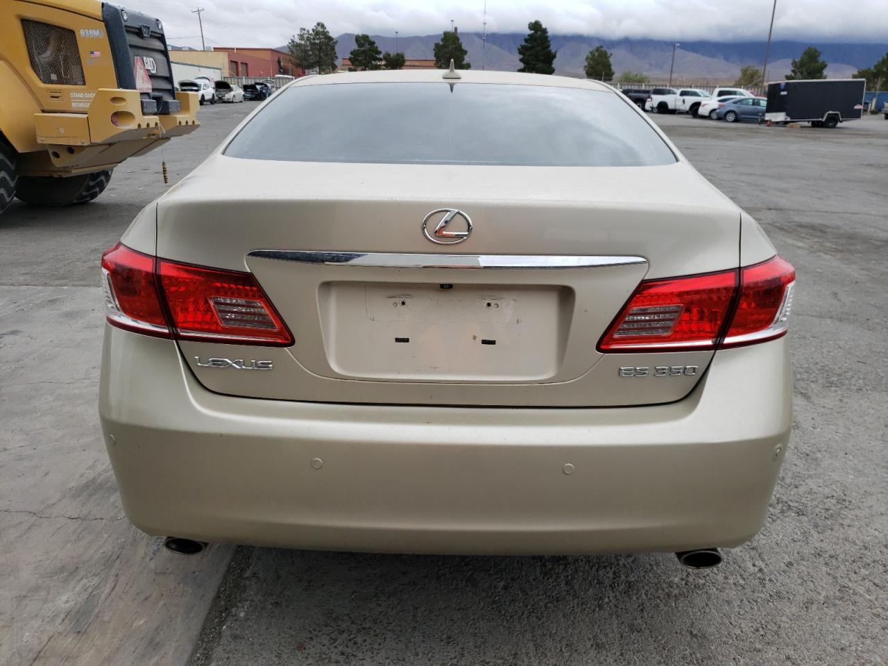 2010 Lexus Es 350 VIN: JTHBK1EG3A2402453 Lot: 54005504