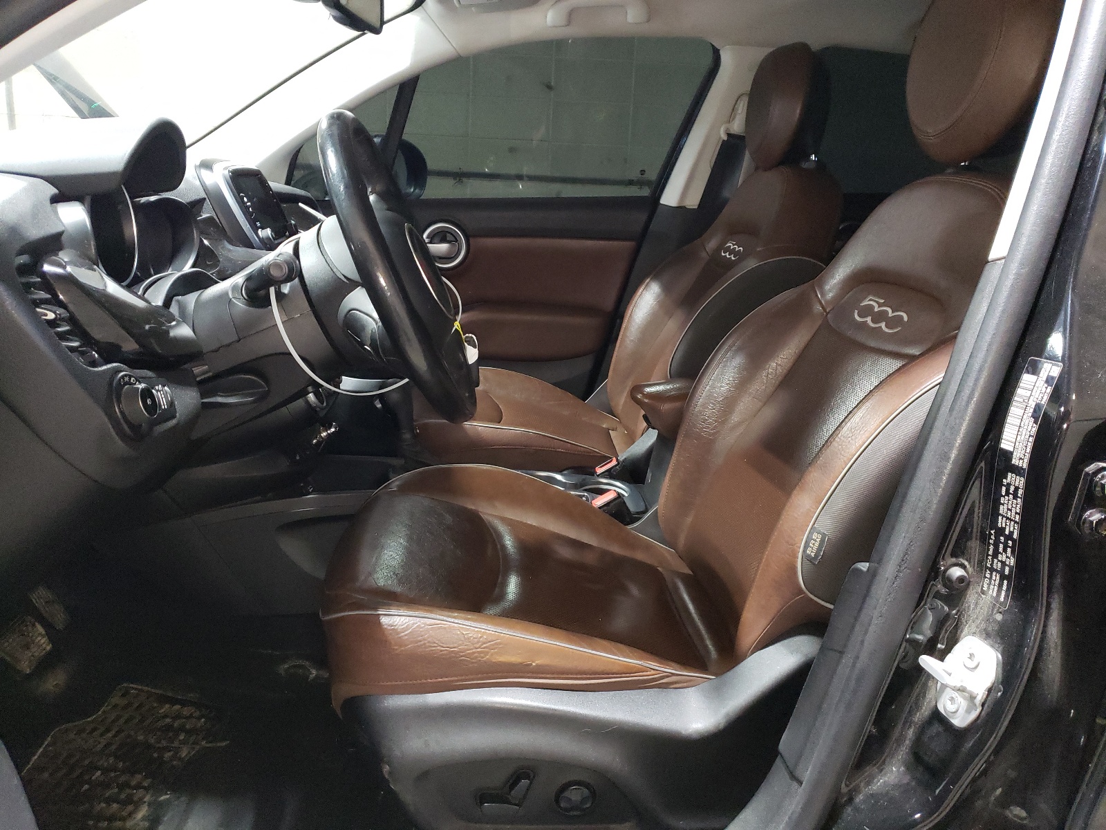 ZFBCFYDT8GP494837 2016 Fiat 500X Lounge