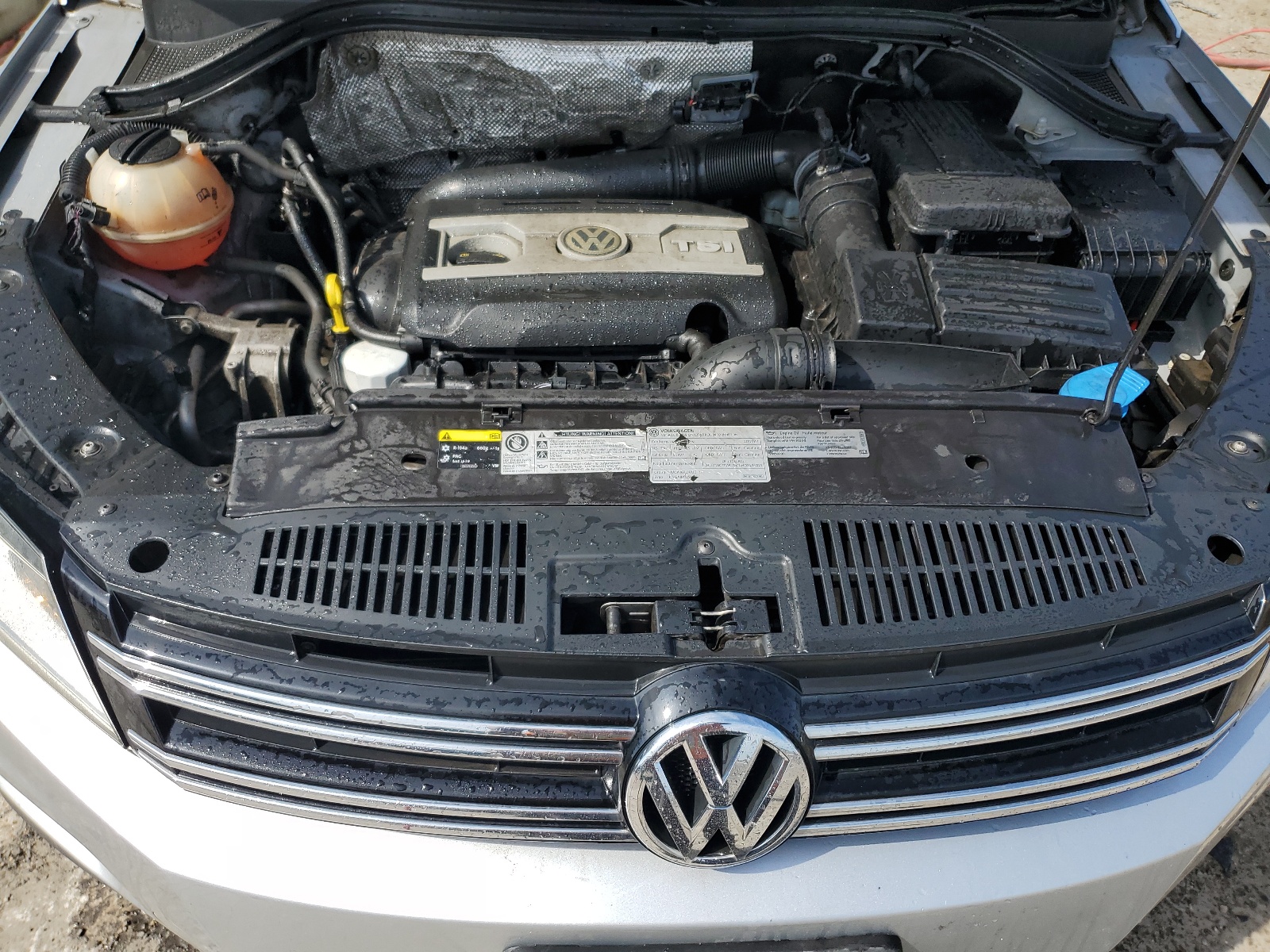 WVGAV7AXXHW509737 2017 Volkswagen Tiguan S