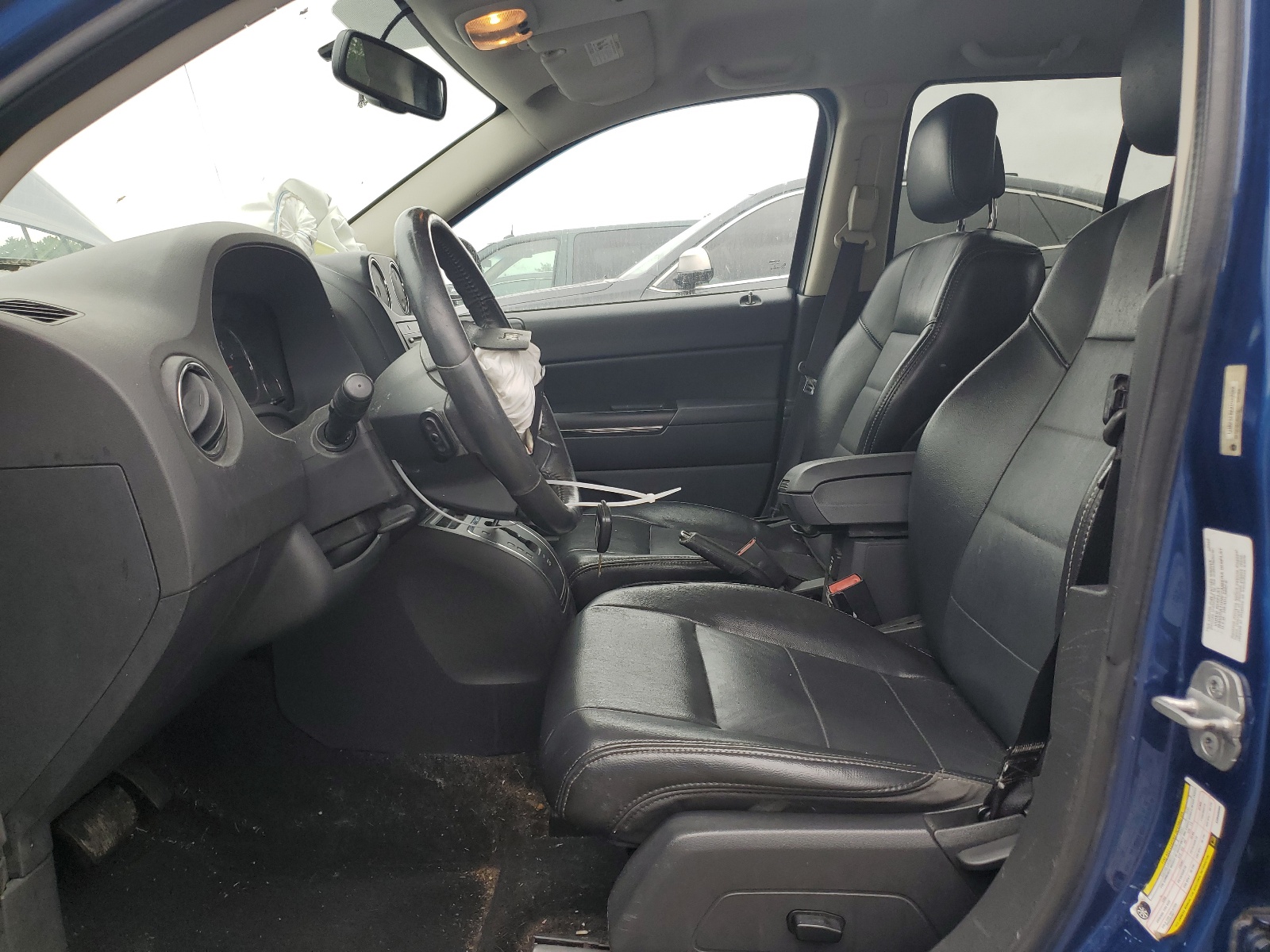 1J4NF5FB8AD560086 2010 Jeep Compass Limited