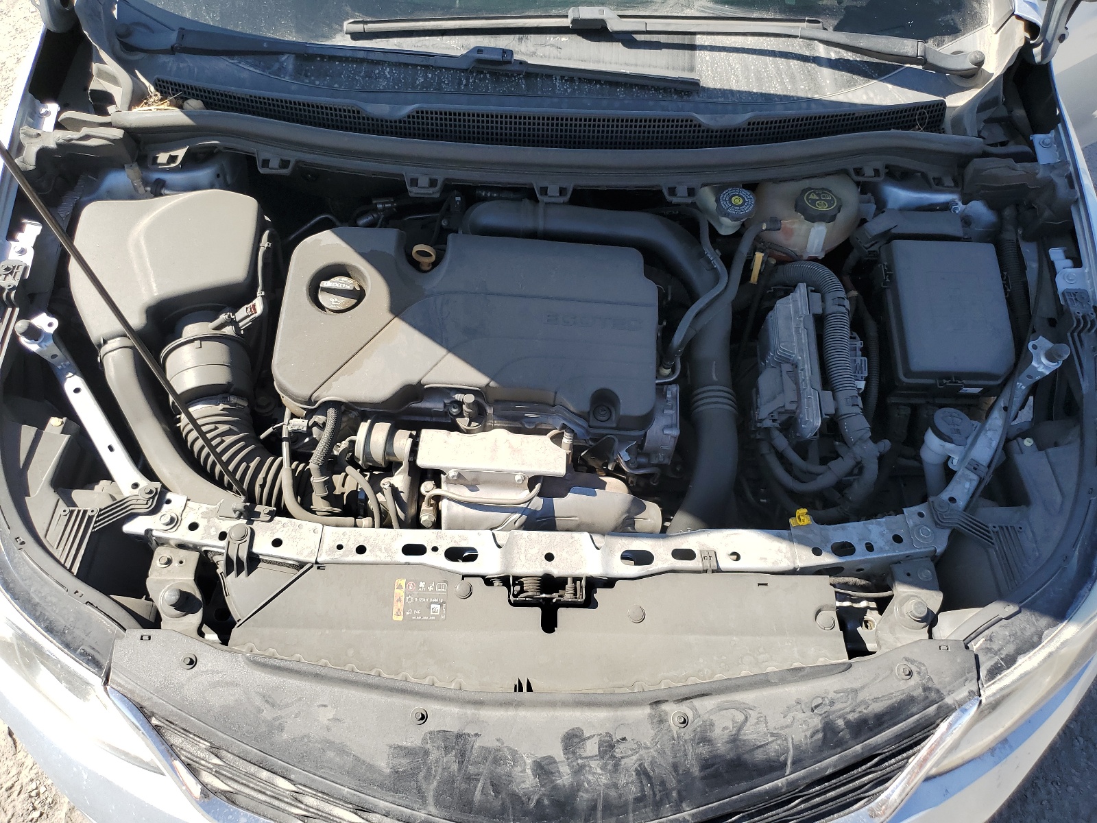 1G1BC5SM5J7196001 2018 Chevrolet Cruze Ls