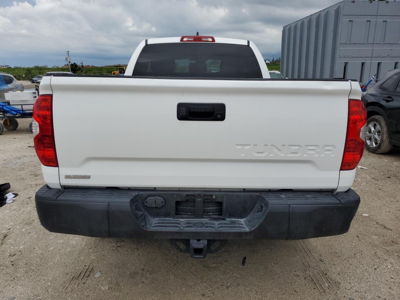 2020 Toyota Tundra - Image 6