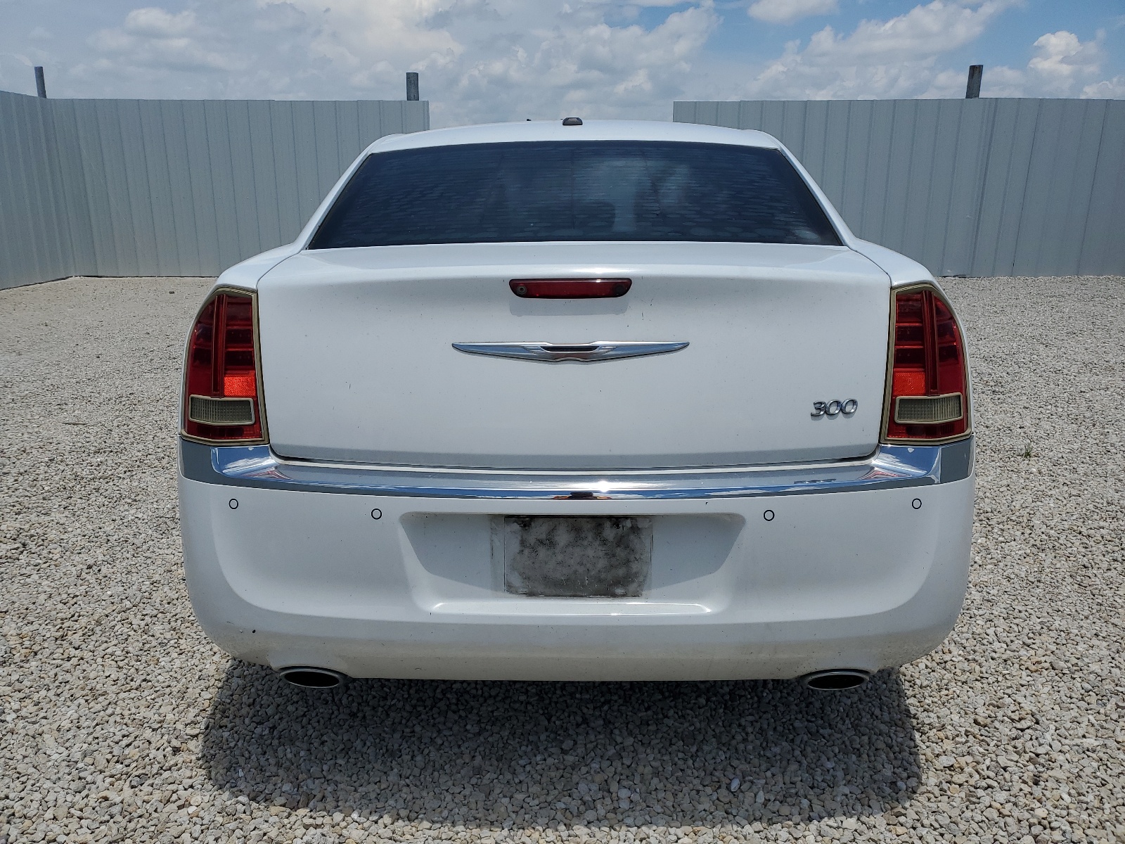 2C3CA5CG0BH593717 2011 Chrysler 300 Limited