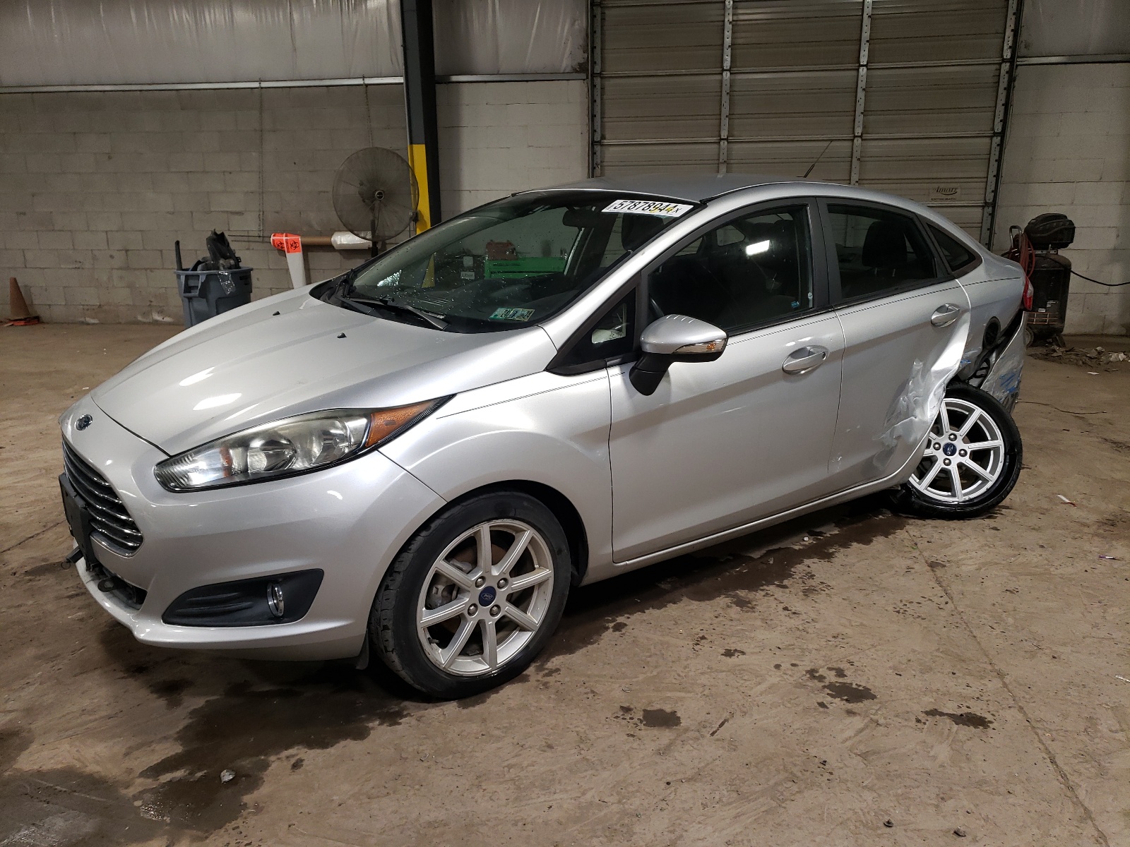 2016 Ford Fiesta Se vin: 3FADP4BJ7GM155846