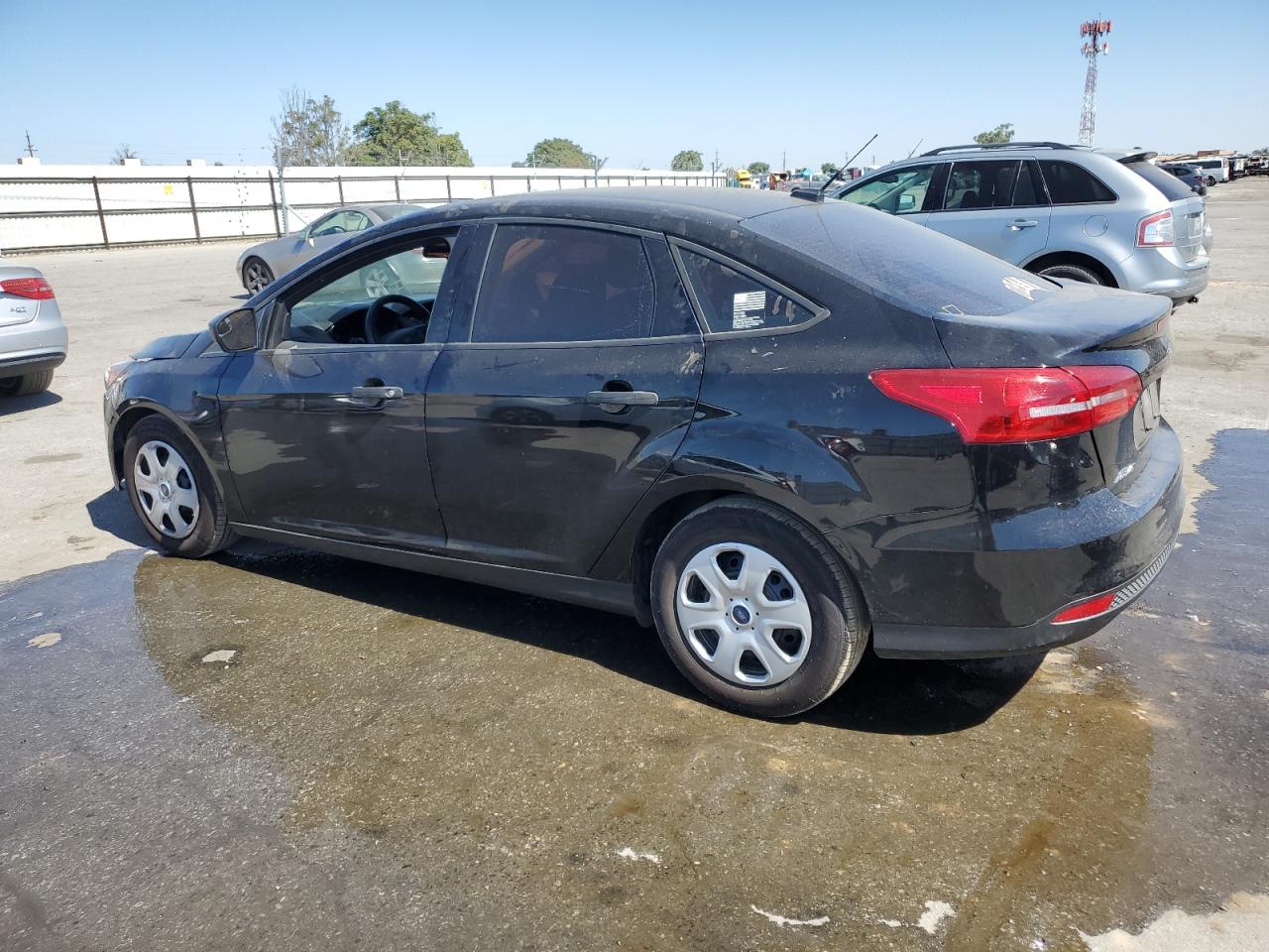 VIN 1FADP3E23JL277451 2018 FORD FOCUS no.2