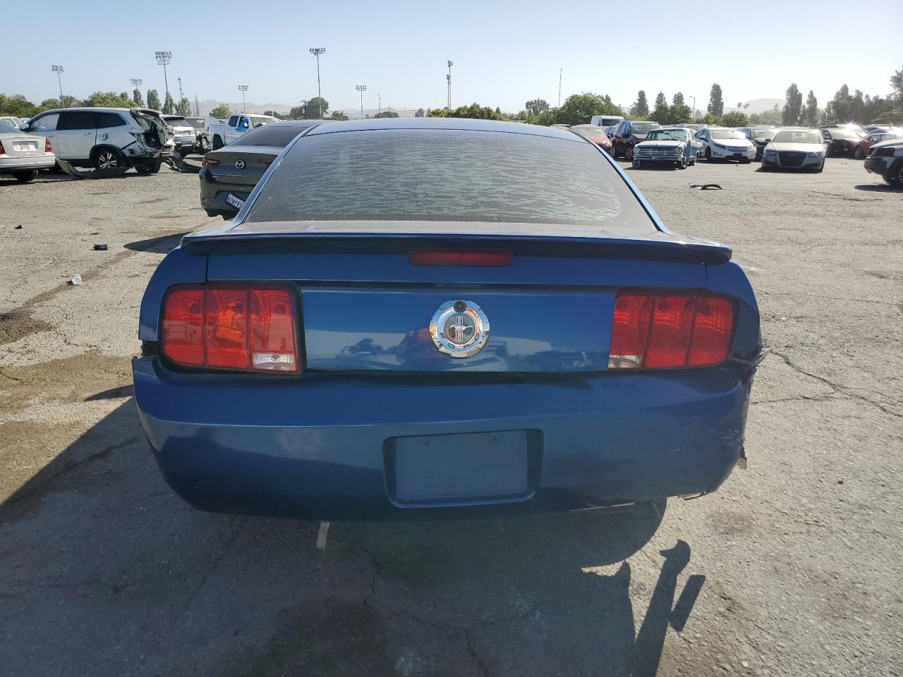 2007 Ford Mustang VIN: 1ZVFT80N375215457 Lot: 57979194