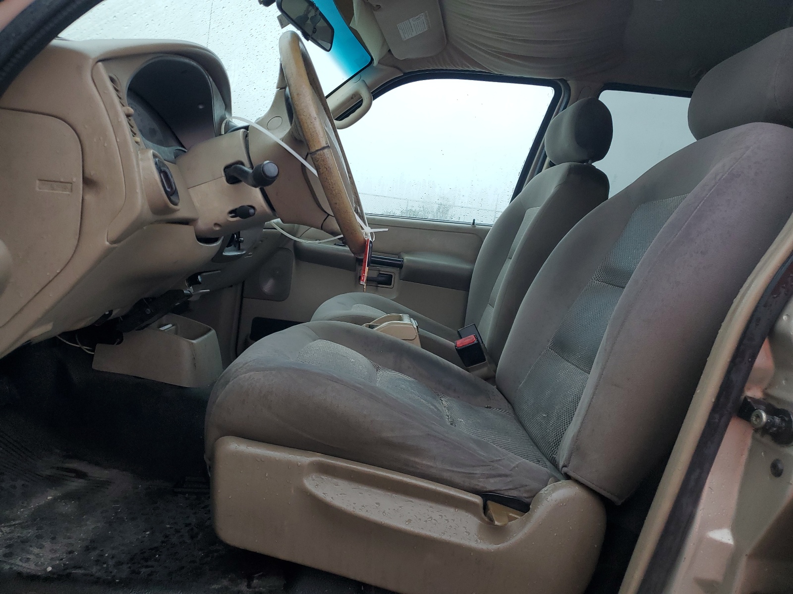 1FMZU67K84UB68033 2004 Ford Explorer Sport Trac