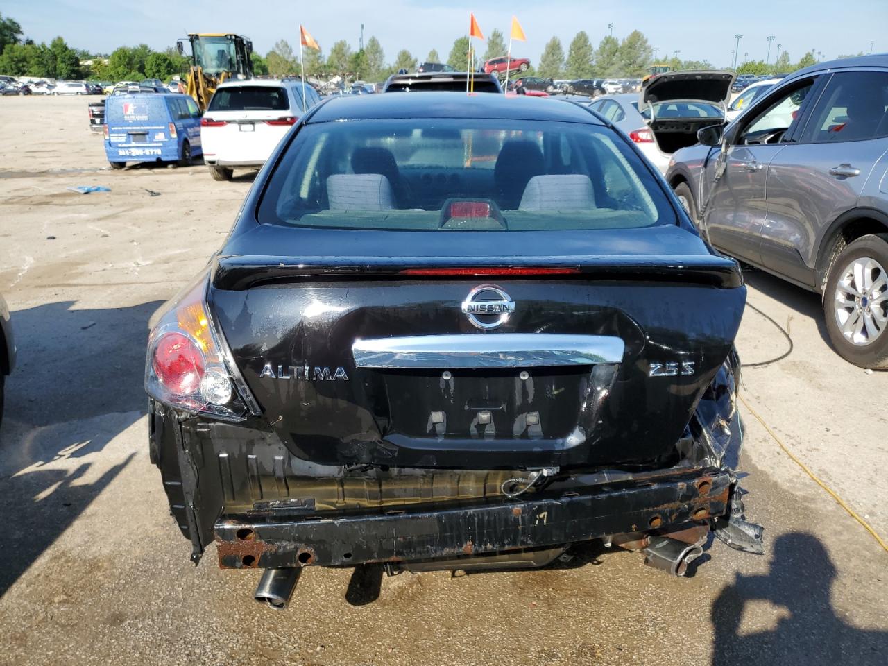 2011 Nissan Altima Base VIN: 1N4AL2AP2BN415383 Lot: 57117754