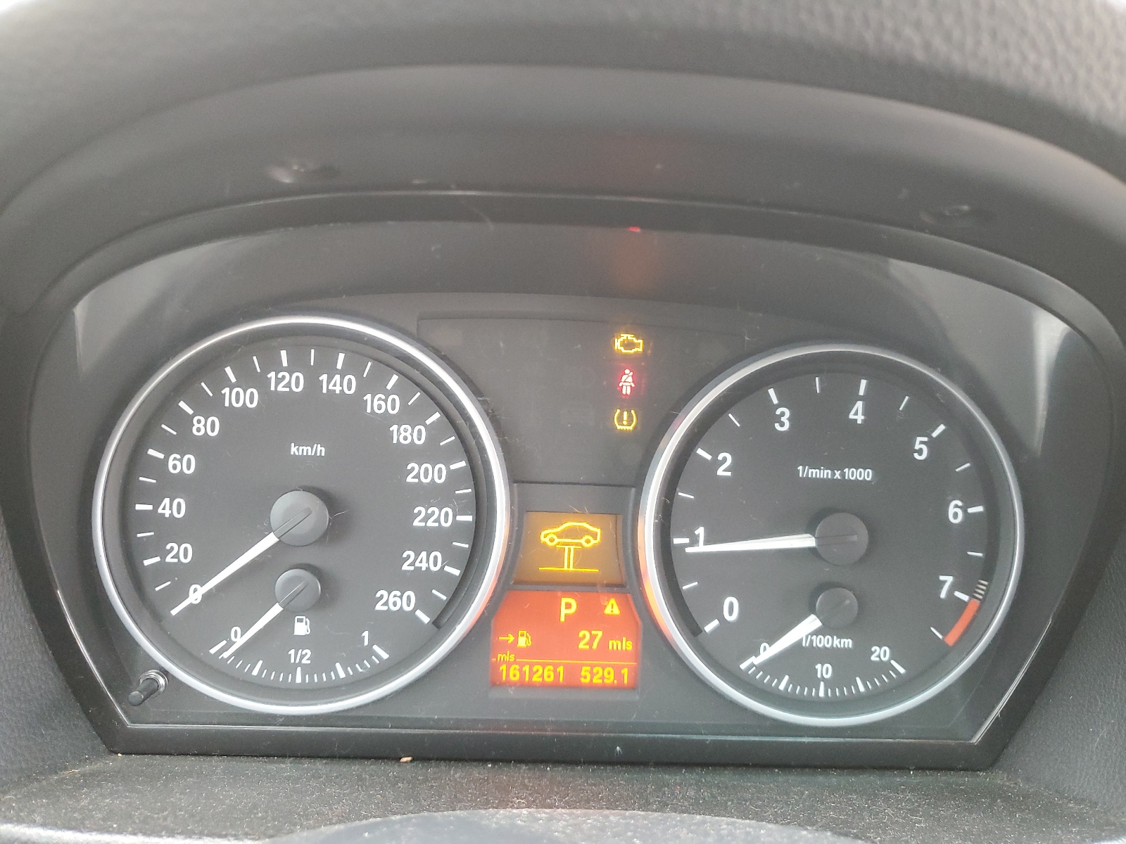 WBAVC93547K030557 2007 BMW 328 Xi