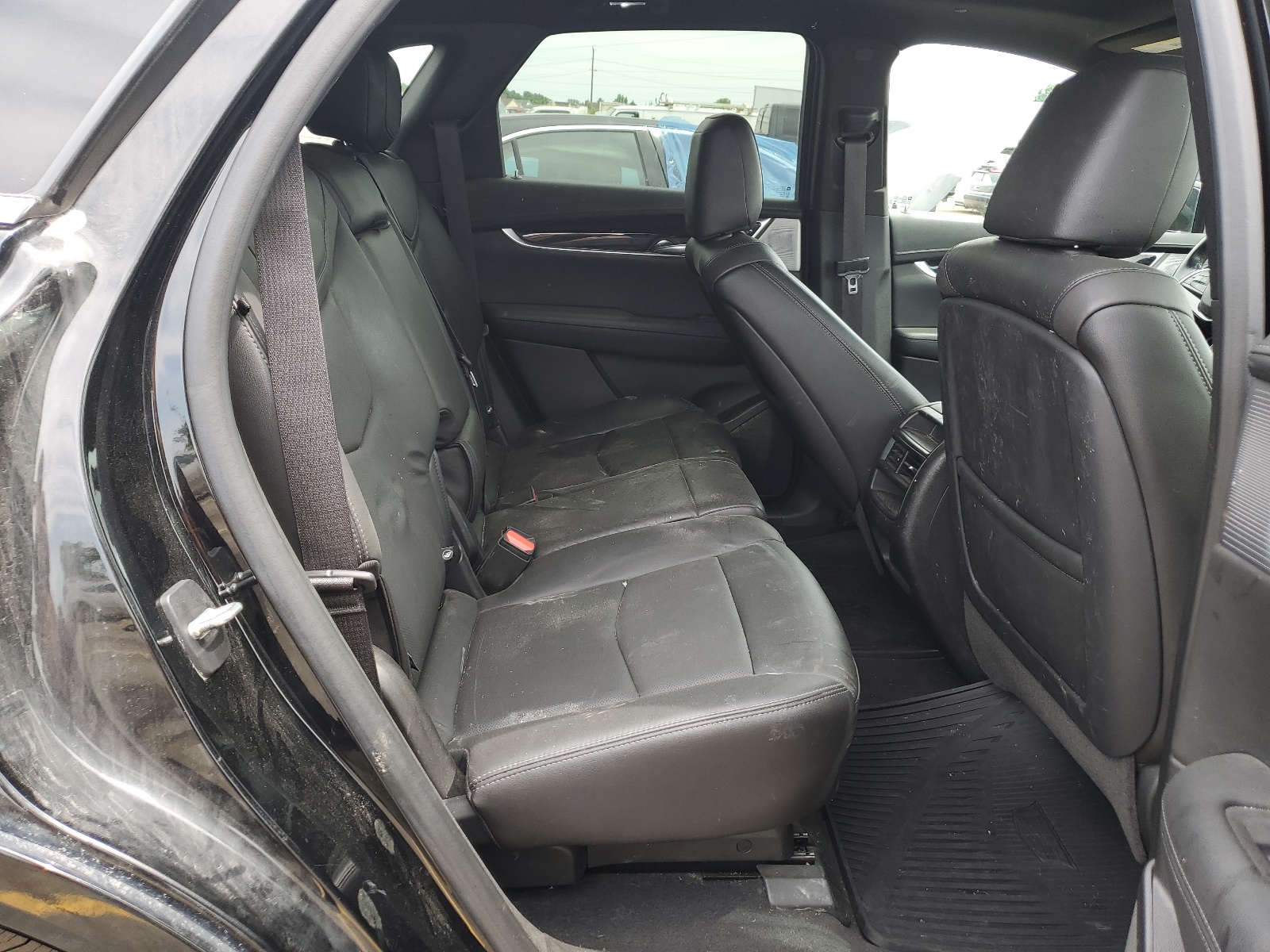 1GYKNDRS9LZ161463 2020 Cadillac Xt5 Premium Luxury