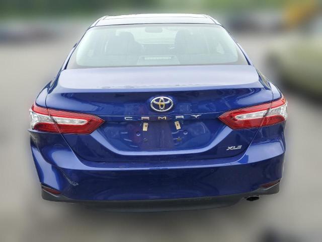  TOYOTA CAMRY 2018 Синій