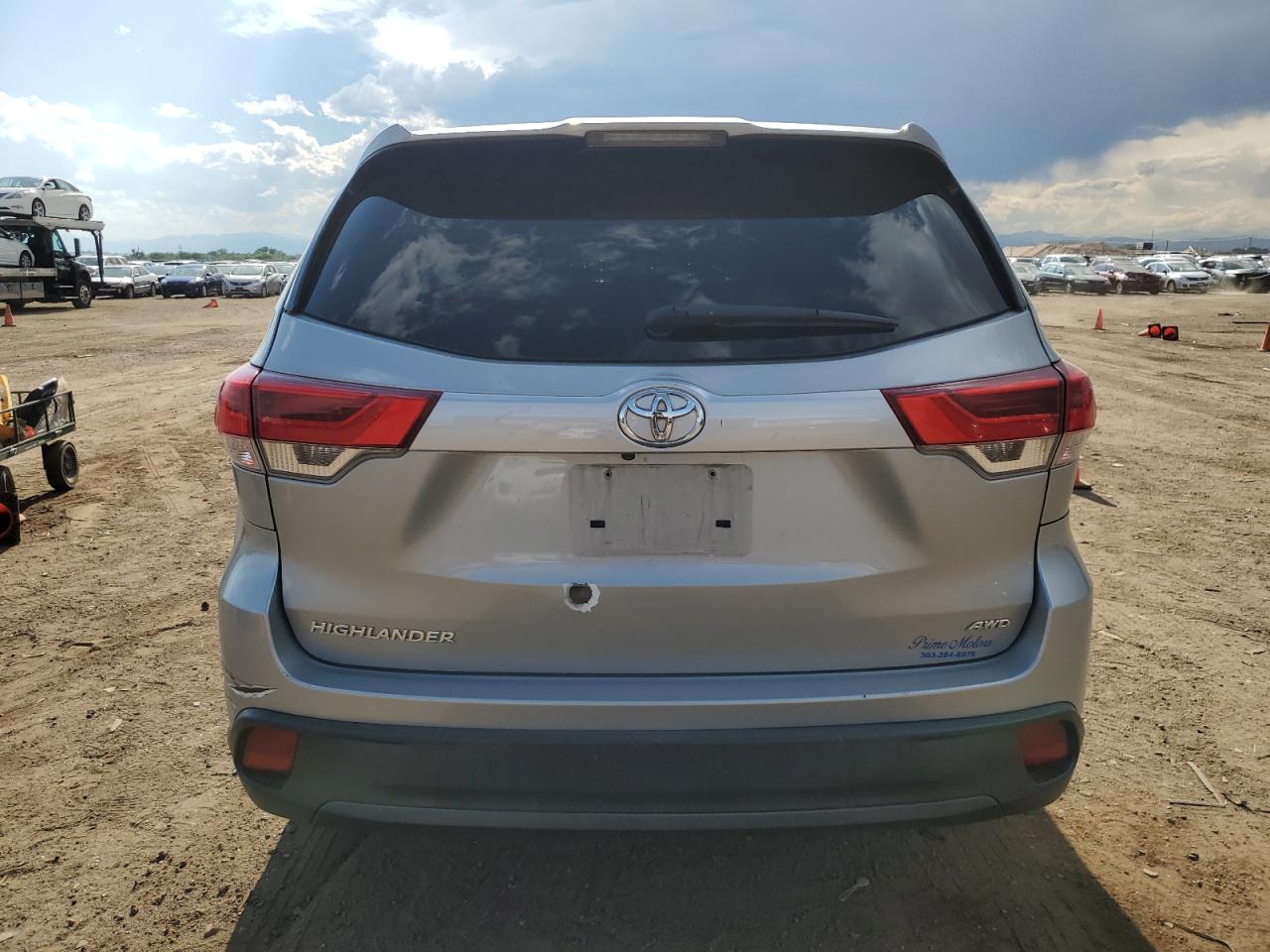 2019 Toyota Highlander Le VIN: 5TDBZRFH4KS945436 Lot: 61199524