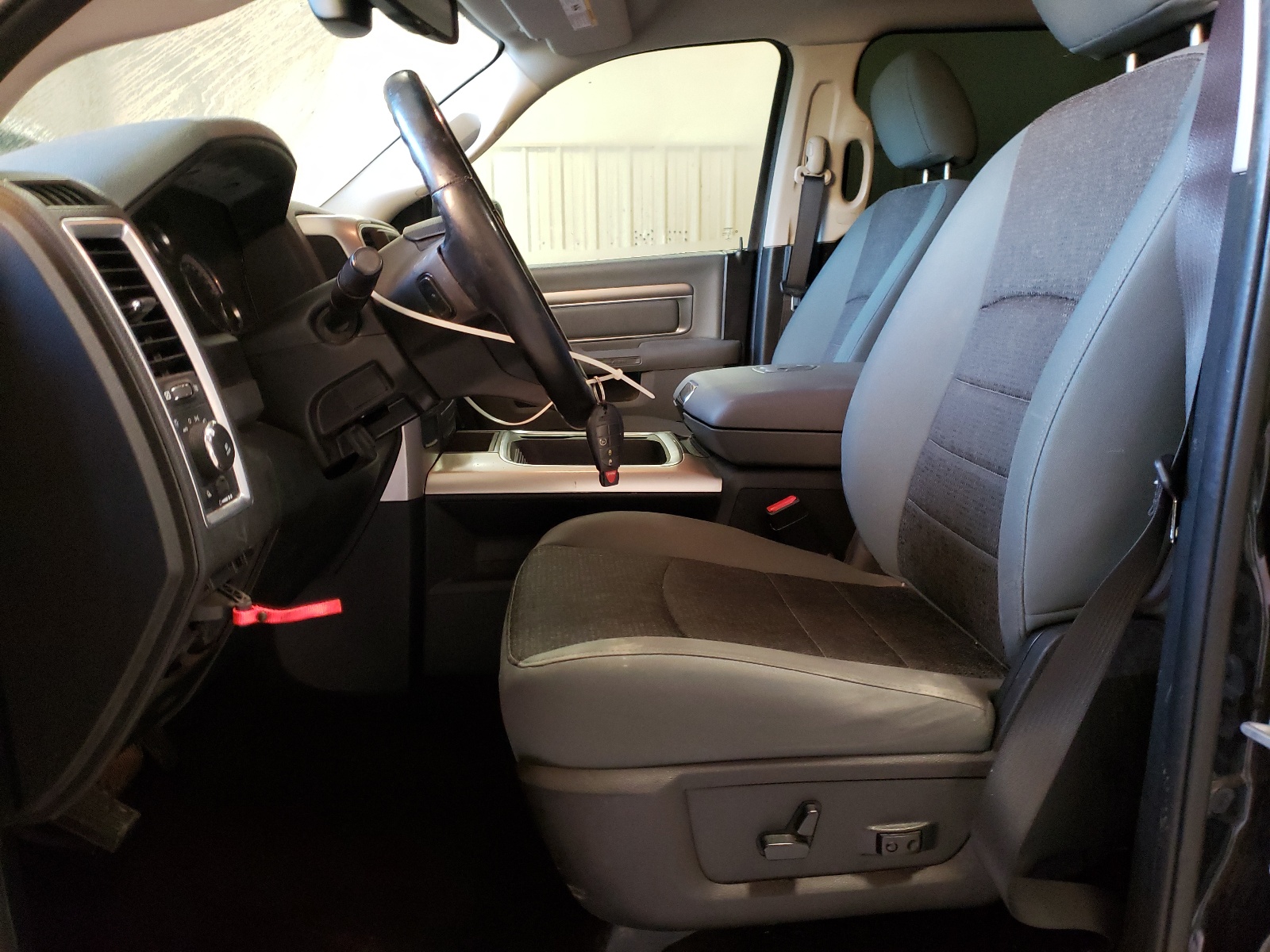 1C6RR6LT8HS512408 2017 Ram 1500 Slt