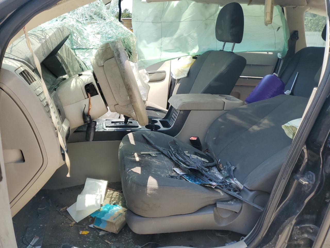 2011 Ford Escape Xls VIN: 1FMCU0C77BKA12823 Lot: 54670224