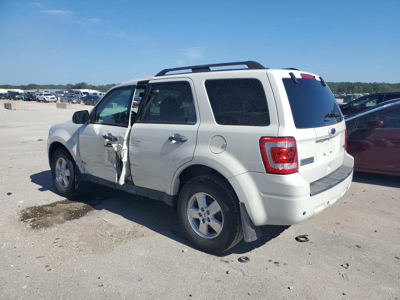 2012 Ford Escape - Image 2
