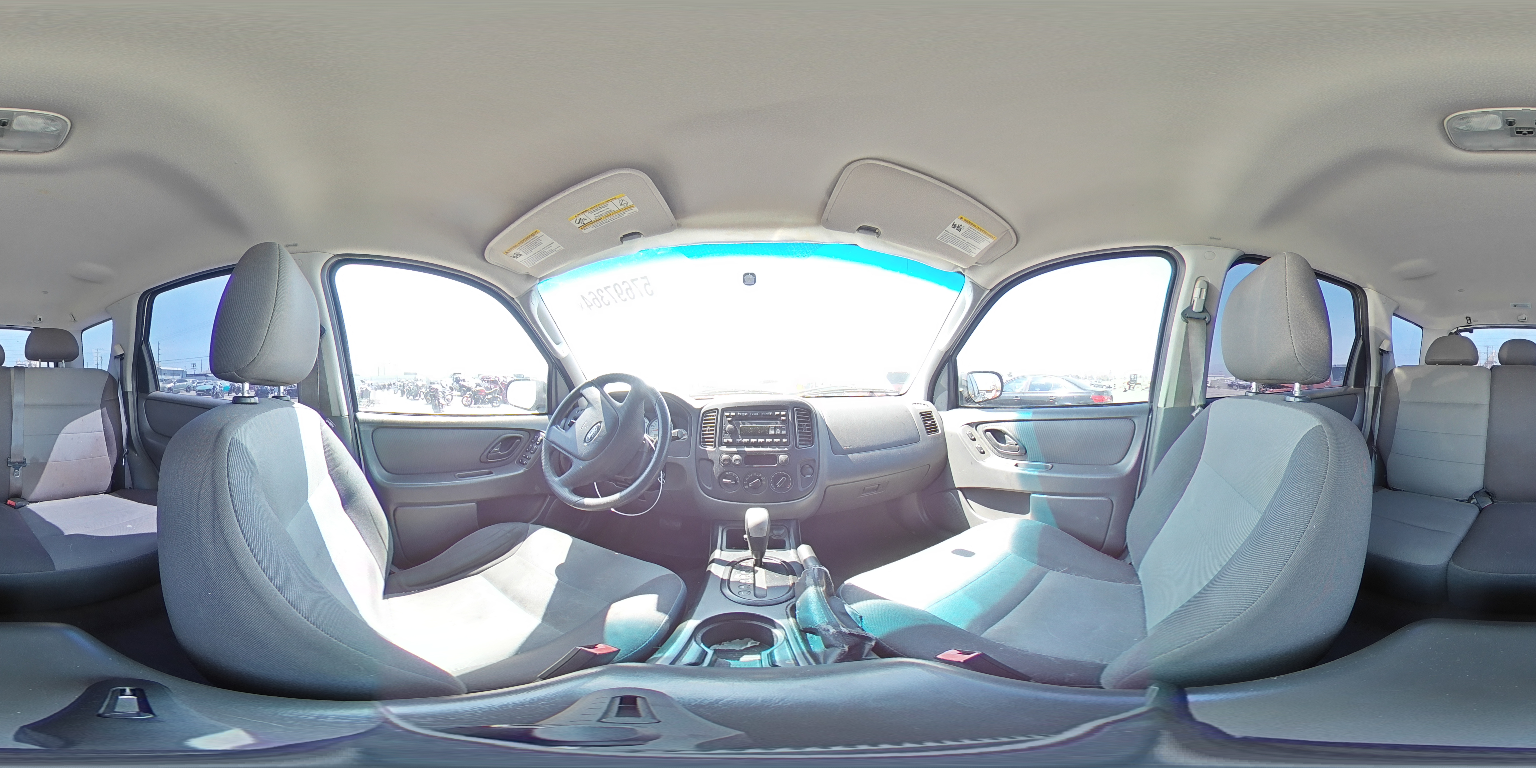 2006 Ford Escape - Image 13