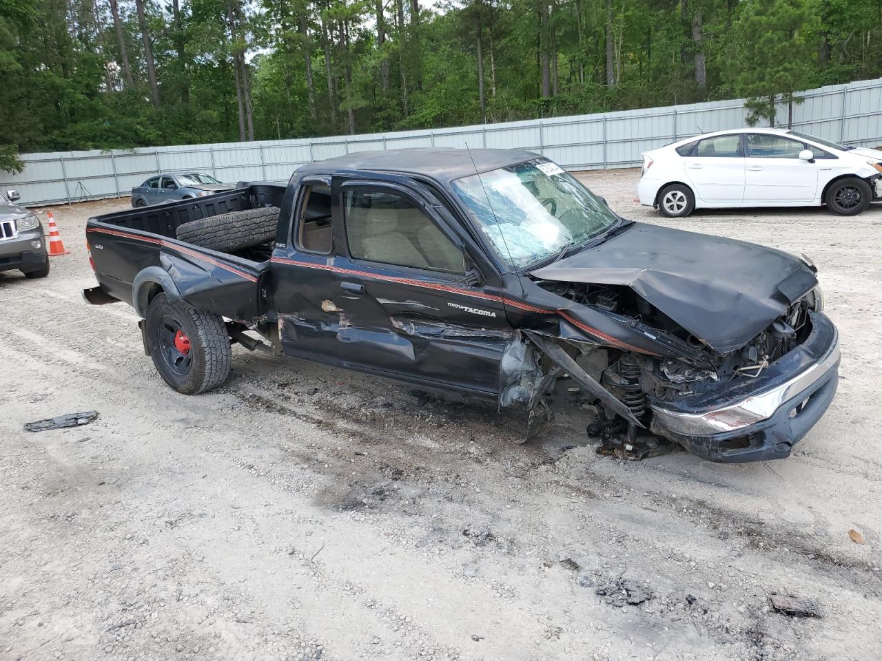 2004 Toyota Tacoma - Image 4