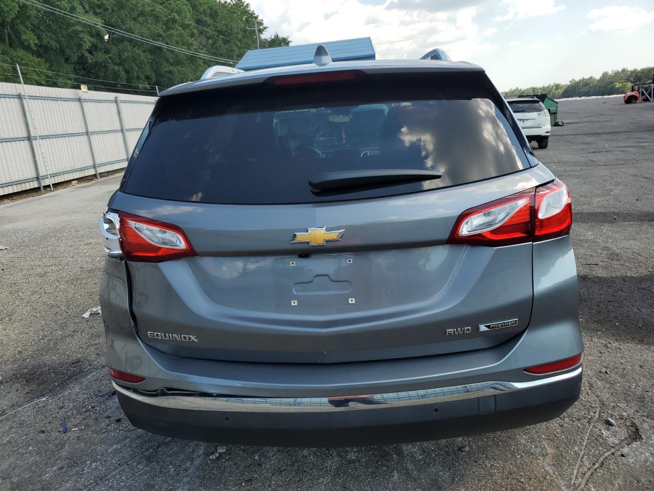 3GNAXVEV6JL123492 2018 Chevrolet Equinox Premier