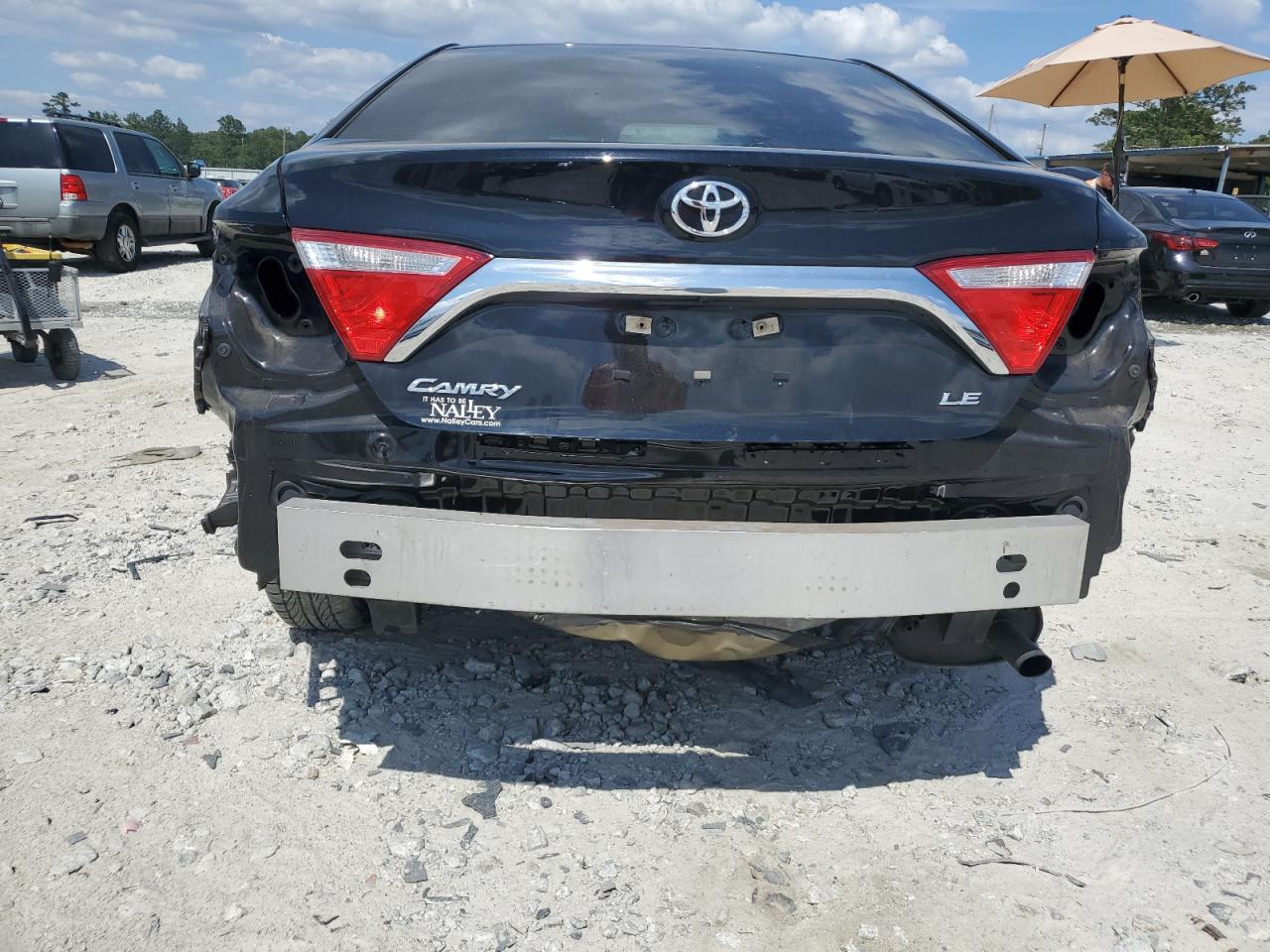 2017 Toyota Camry Le VIN: 4T1BF1FK8HU444832 Lot: 64950554